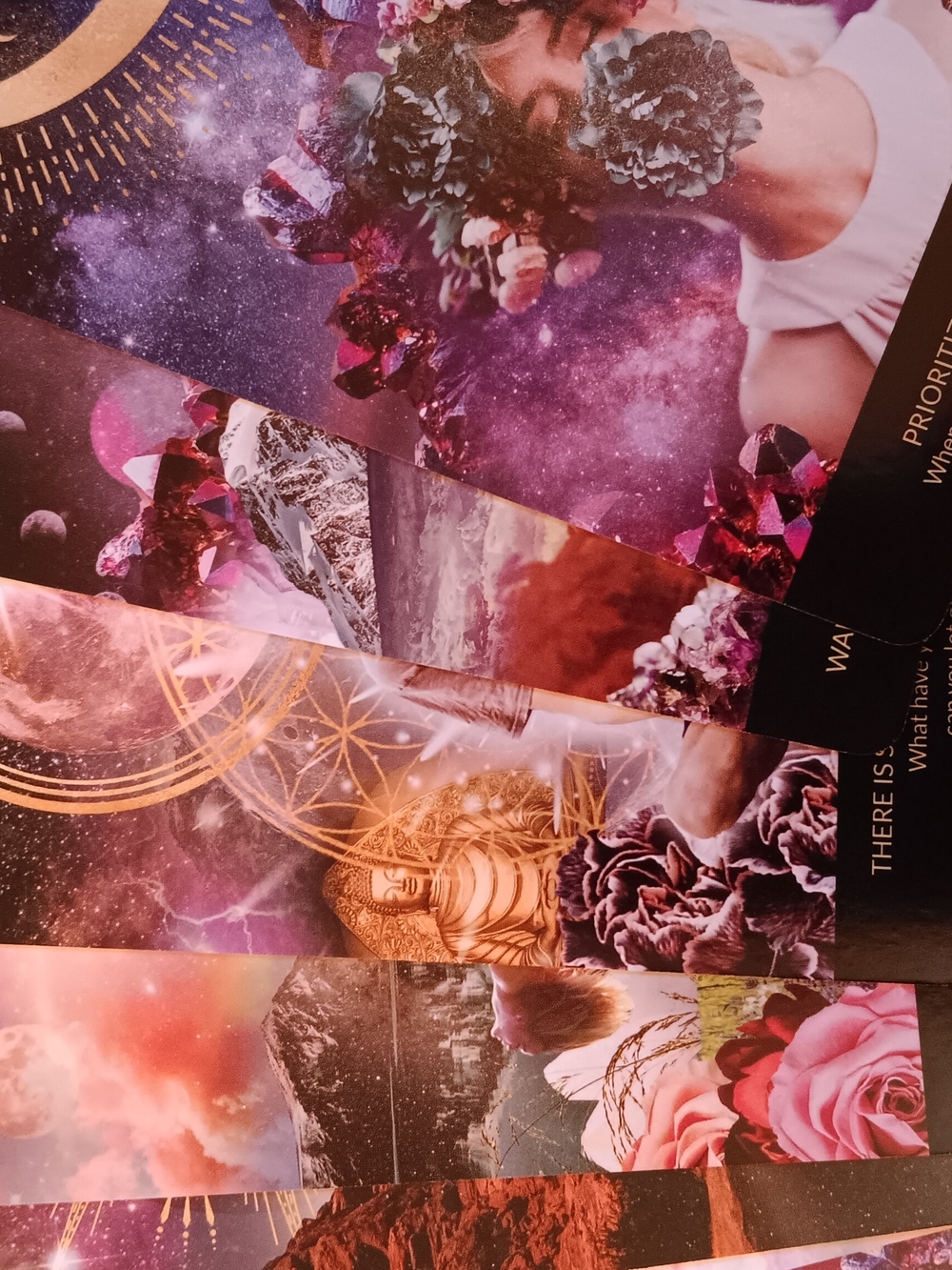 Unshakable Inner Peace Oracle Cards - Purple & Gold Box - Picture 4 of 5
